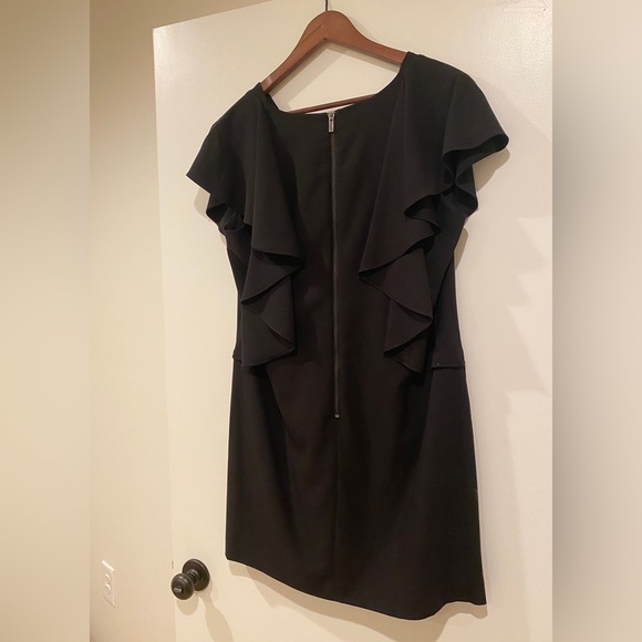 Gabrielle Union X York & Co Ruffle Shift Dress - Picture 2 of 4